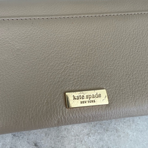 Kate Spade Leather Wallet, OS, Cream Color - Picture 8 of 10
